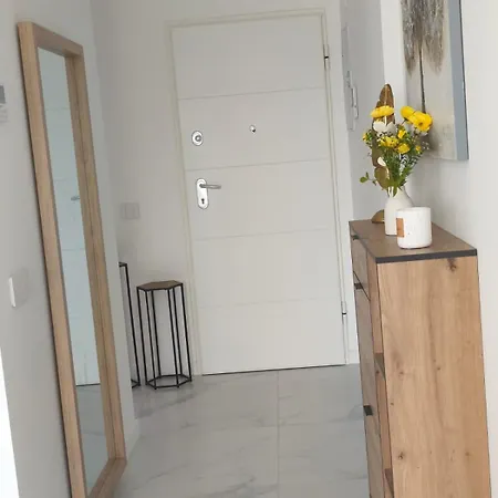 Modern With Terrace Apartment *