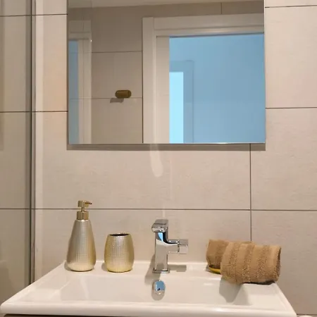 Апартаменти Modern With Terrace Торрев'єха