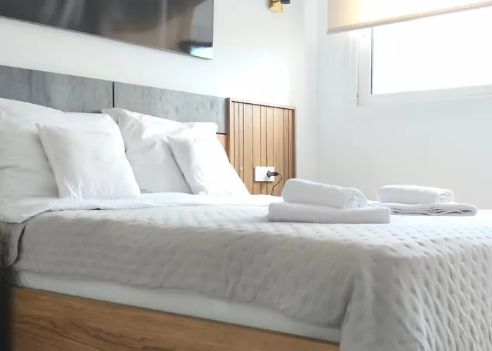 Apartment Modern With Terrace *